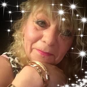 Meet your Posher, Sandra